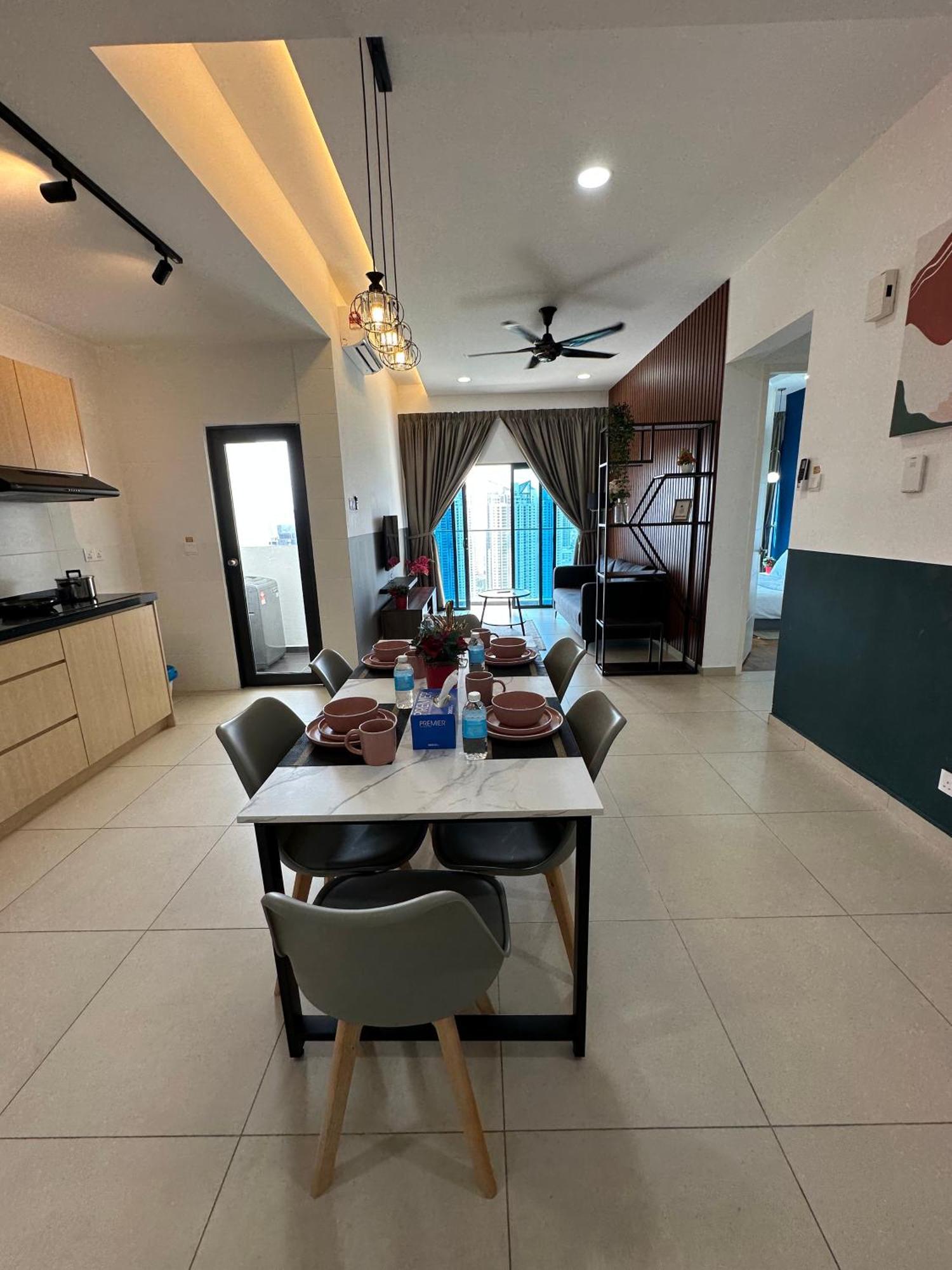 קואלה לומפור Reizz Residence By D'Amour מראה חיצוני תמונה