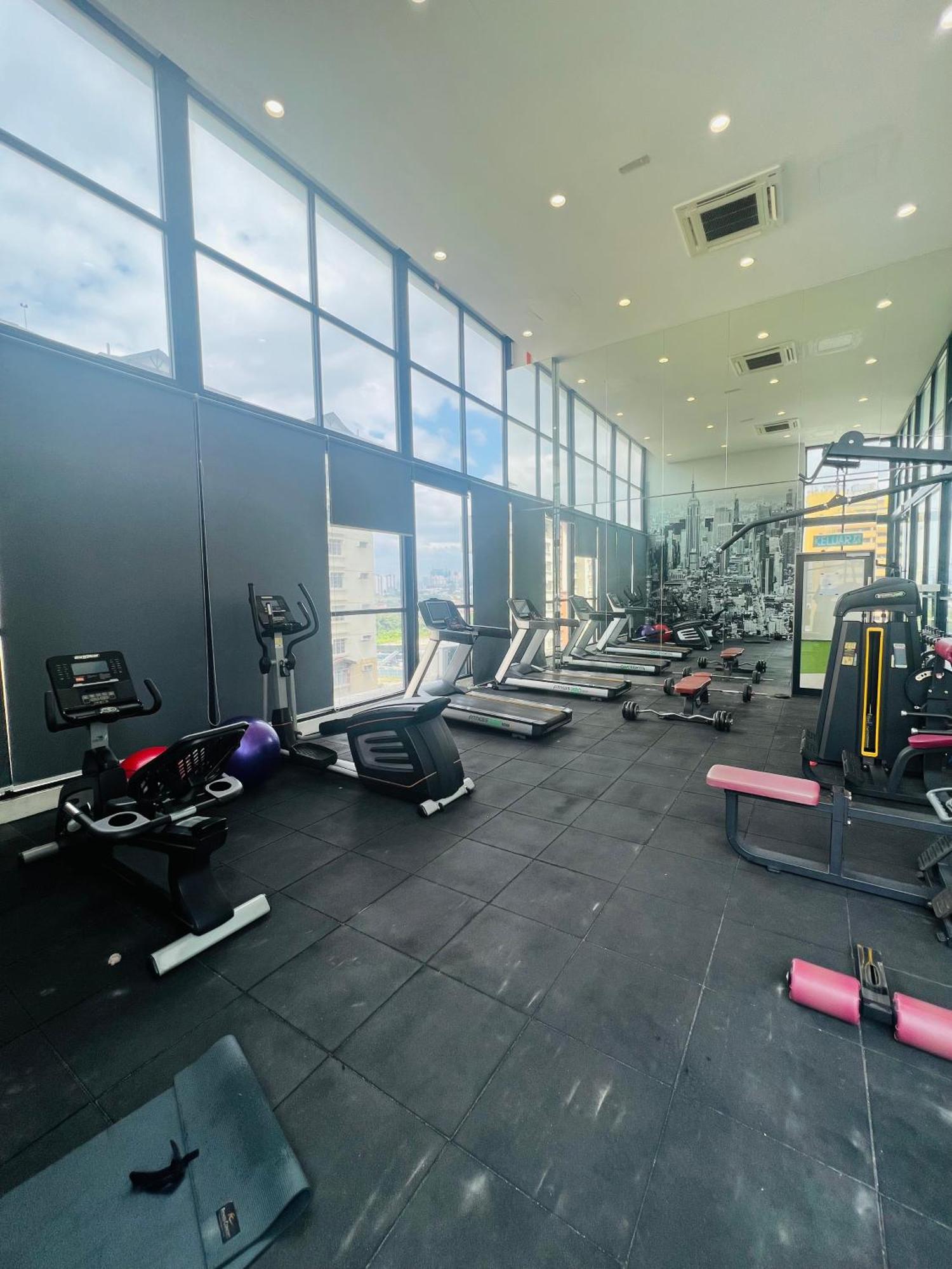 קואלה לומפור Reizz Residence By D'Amour מראה חיצוני תמונה